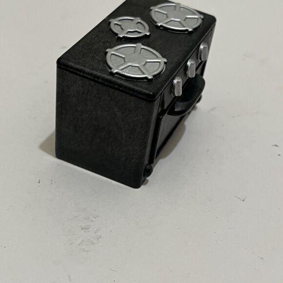 Sylvanian Families CALICO CRITTERS Black Range Stove Oven Epoch Replacement - Picture 2 of 8